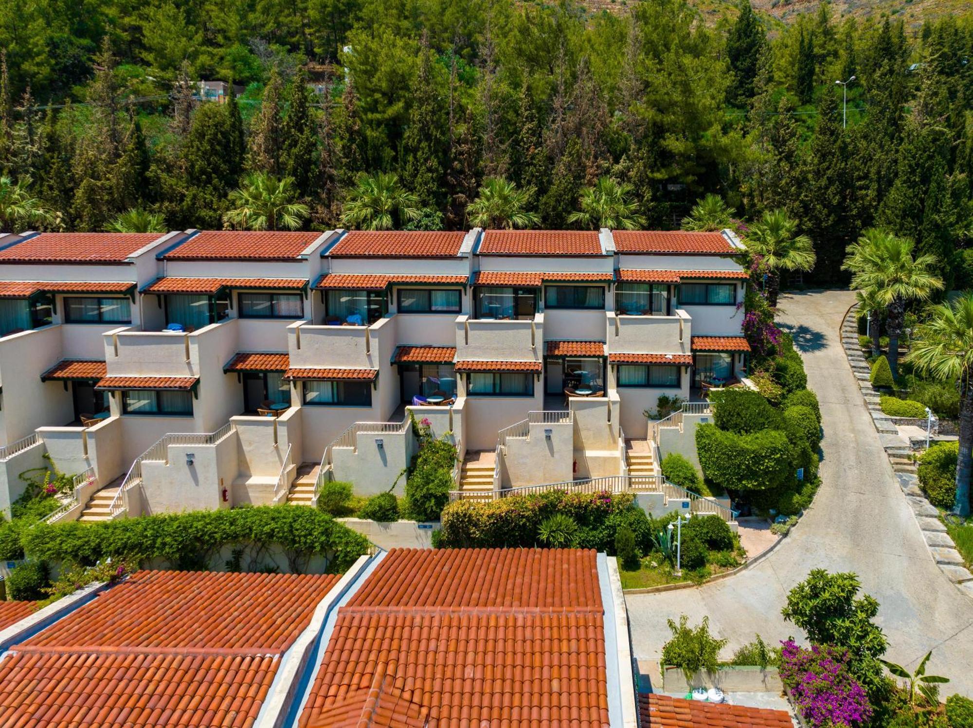 Labranda Mares Marmaris Hotel Bagian luar foto The Village