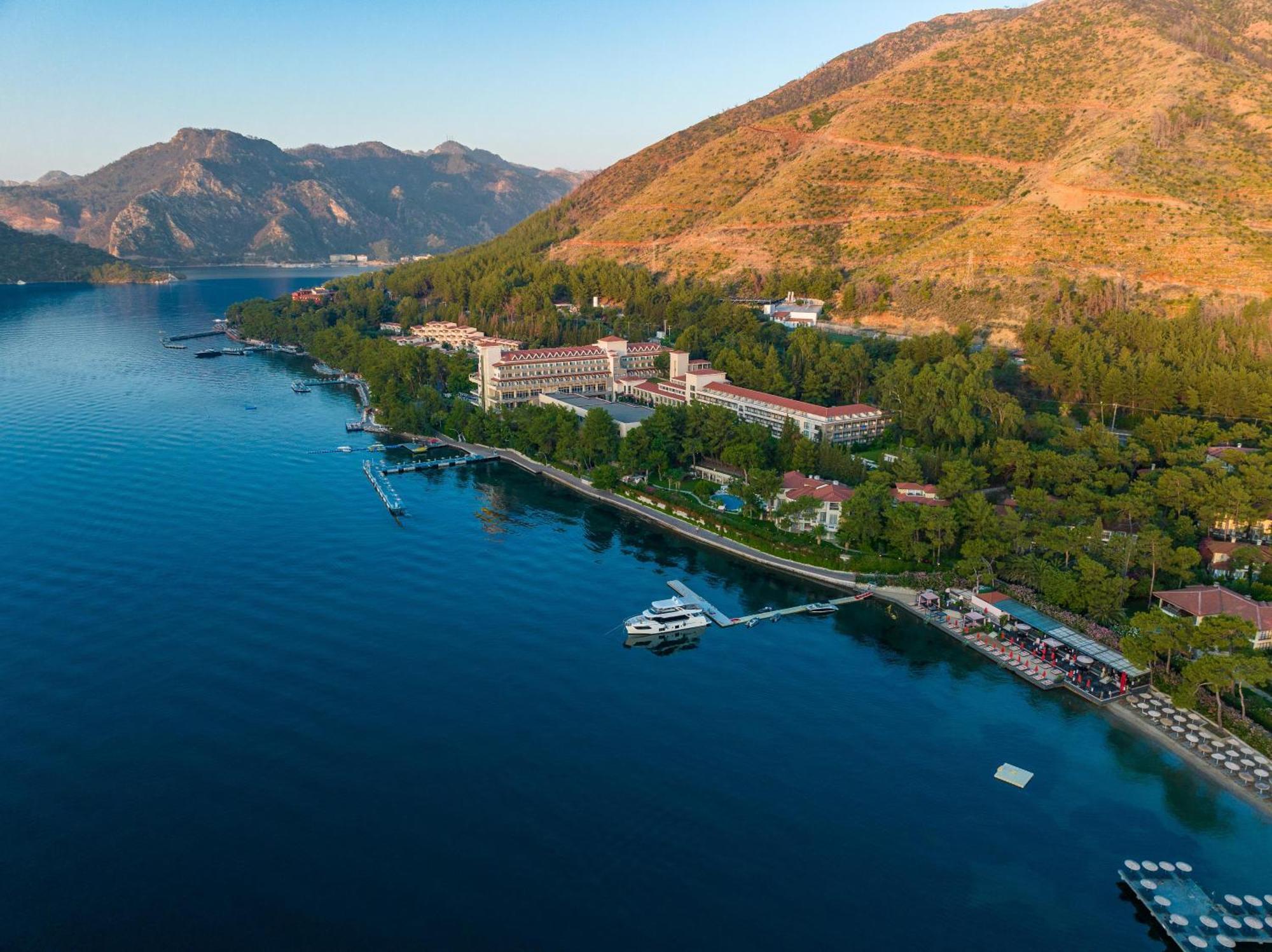 Labranda Mares Marmaris Hotel Bagian luar foto Aerial view of the resort